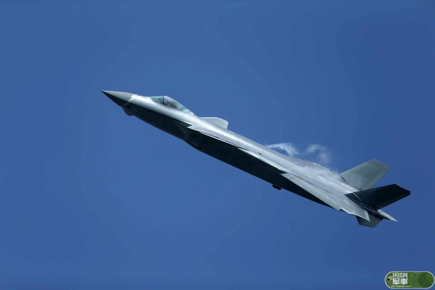 歼20战斗机为什么不外销原因,歼20战机飞行高