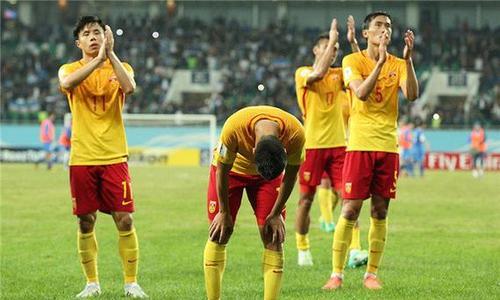 里皮带国足战武汉卓尔比赛结果视频,中国男足