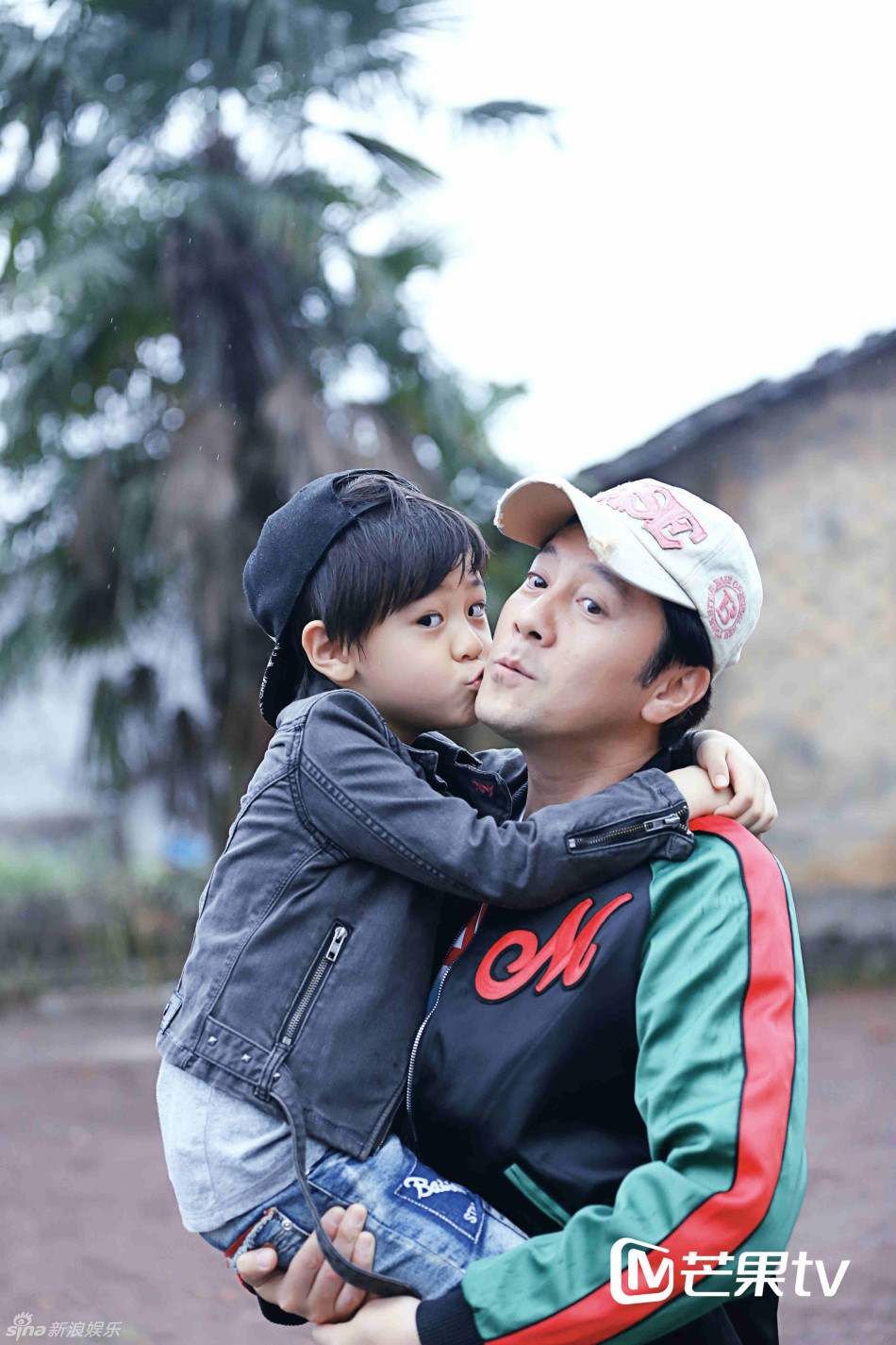 蔡国庆现任老婆身份成谜,揭秘蔡国庆和李斯丹妮到底是什么关系