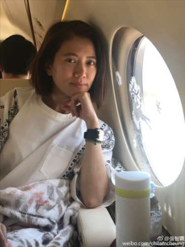 张智霖袁咏仪海边度假秀恩爱,揭张智霖为什么娶袁咏仪惊人内幕