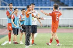 中国2016乙级足球联赛并入中超,揭秘为什么中