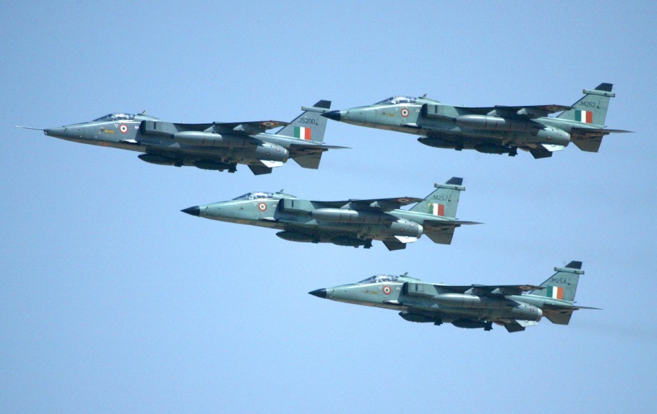 印度空军有多少架战斗机,印度中国空军战斗机