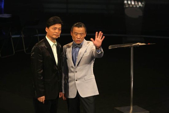 周立波结婚崔永元“砸场子”视频曝光,揭秘崔永元为什么玩周立波