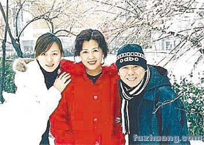 潘长江老婆杨云照片曝光,揭秘潘长江老婆家庭资料背景