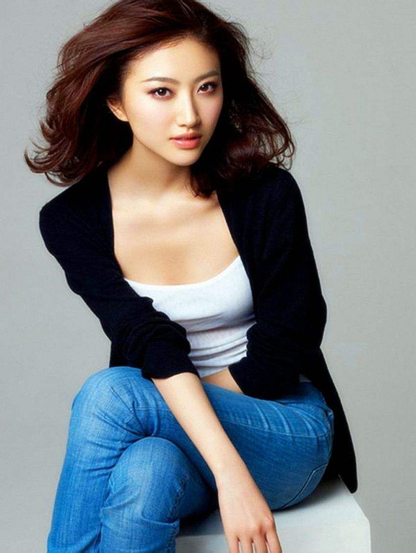 景甜那么多资源为什么不红,揭秘景甜惊人背景照片