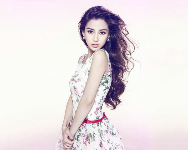 曝黄晓明baby亲密结婚照,黄晓明为什么喜欢baby原因近况图