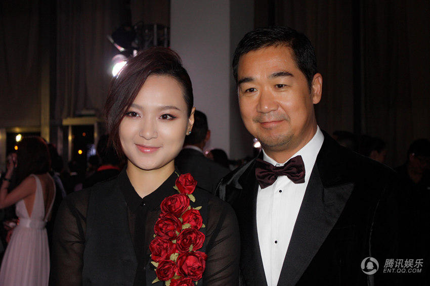 张国立和周笔畅之间是什么关系,揭邓婕张国立无子内幕真相原因