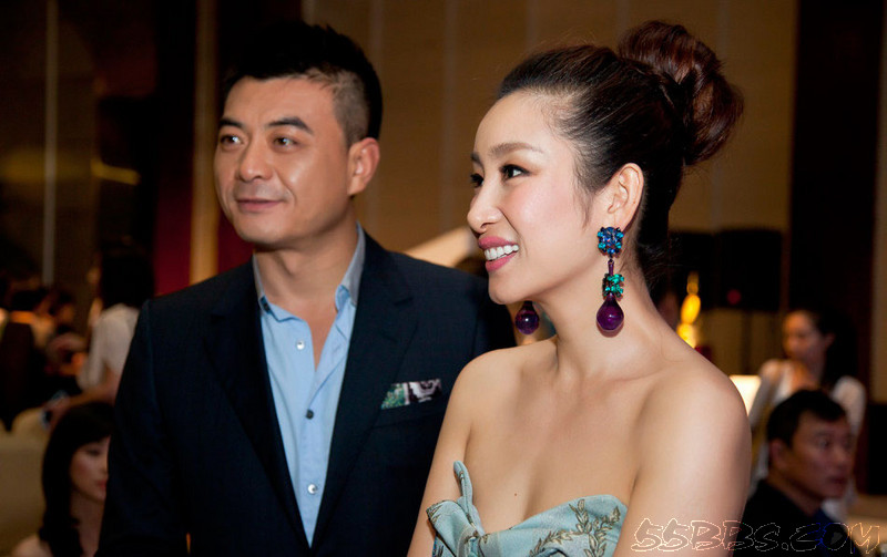 秦海璐老公王新军前妻是谁,秦海璐和王新军的年龄相差多少岁(2)