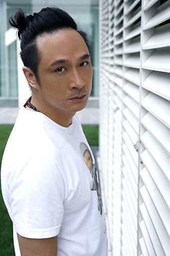 吴镇宇娶过几个老婆有几个孩子,揭吴镇宇现任老婆王丽萍资料背景