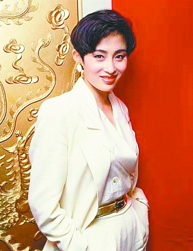 张敏和向华强什么关系,揭秘张敏为什么退出娱乐圈真相原因