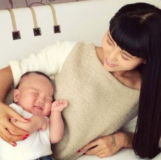 王迅现任老婆是谁,揭秘王迅与前妻魏臻离婚真相原因(2)