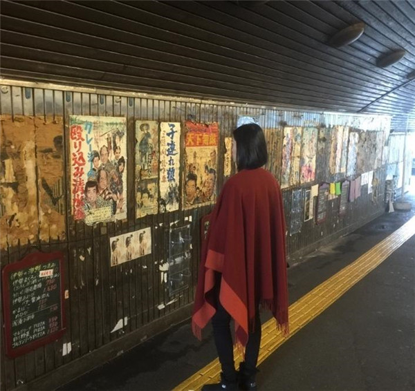 门神王大雷老婆是哪里人,王大雷老婆当过空姐吗性感照(2)