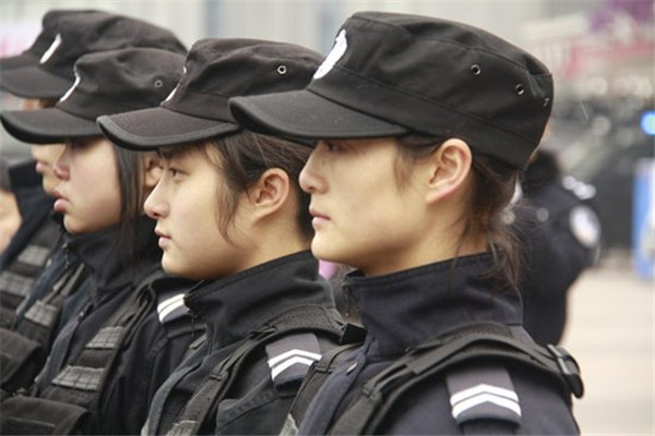 揭秘中国女特警魔鬼训练生活,美女特警真实训练照片(2)