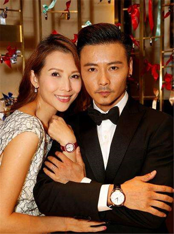 曝张晋曾被嘲靠蔡少芬吃软饭,蔡少芬为什么嫁给张晋结婚照(2)