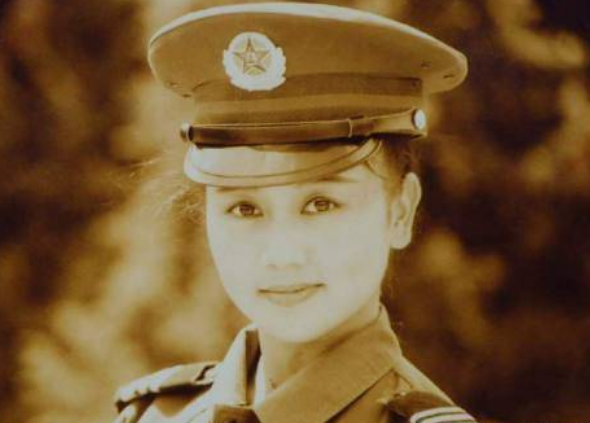 徐锦江老婆是谁怎么认识的?两人仅说三句话就私定终身
