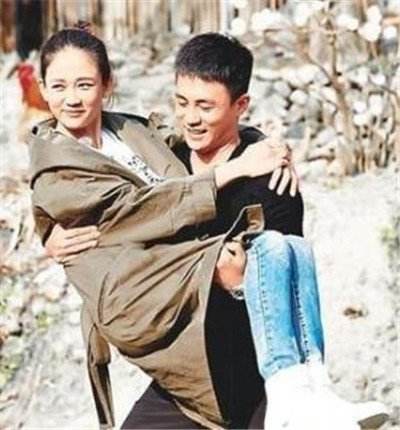 杜淳陈乔恩近况被曝奉子成婚是真的吗,陈乔恩11字霸气回应