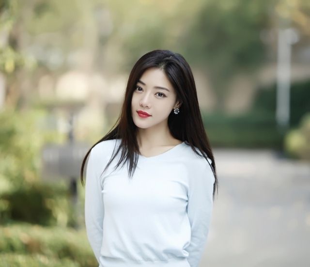 邓家佳为什么离婚,是为《爱情公寓5》造势吗?老公于岩家庭背景