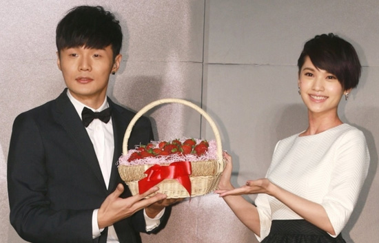 杨丞琳李荣浩分手是真的吗?杨丞琳怎么看上李荣浩恋爱史揭秘