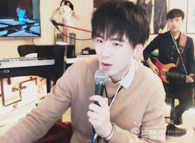 摩登兄弟刘宇宁女友曝光竟是她!刘宇宁前妻是谁离婚黑历史被扒