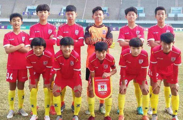 U16国家队贾博琰被赞新武磊,中国男足6-0大胜吉尔吉斯坦