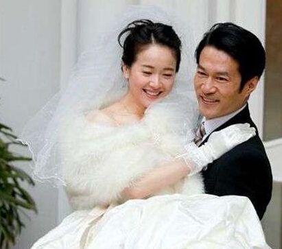 谭凯现实中妻子是谁一家子照片曝光,谭凯近况为什么不结婚是gay