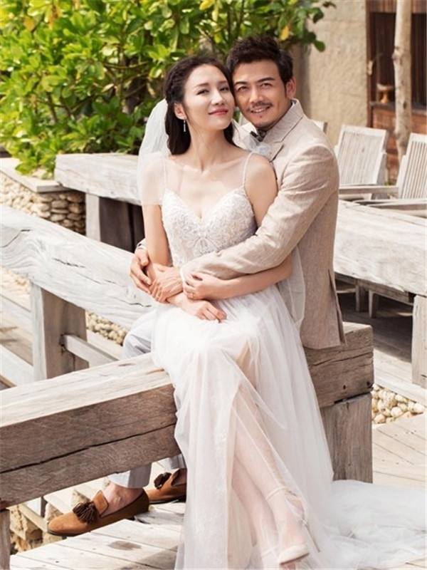 杨烁现实中的老婆是谁个人资料照片,杨烁什么时候结婚