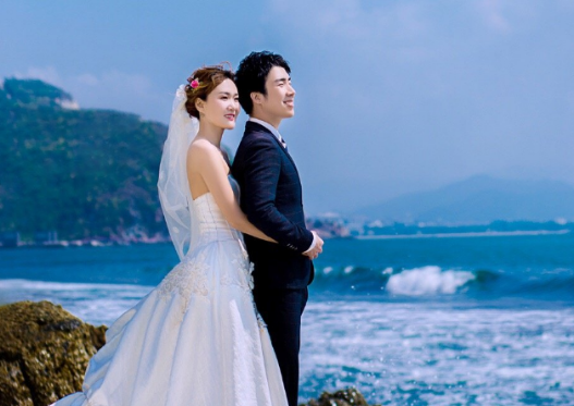 骚男人设崩塌被爆离婚?骚男的老婆是谁为什么离婚?
