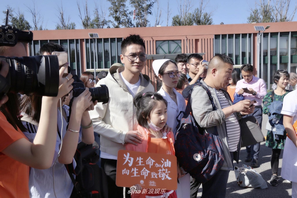 何晟铭近况如何怎么没消息了?何晟铭是没戏拍了还是被公司雪藏?