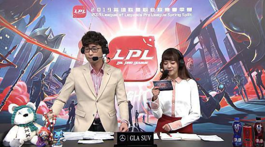 王多多学历有多高?倒背出师表解说圈被排挤
