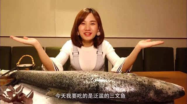 大胃王密子君承认催吐视频曝光,密子君是长期催吐导致脸部浮肿吗