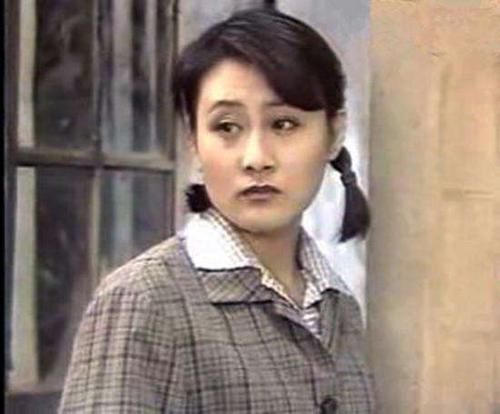 张凯丽第一任丈夫是谁有过几段婚姻,张凯丽现任丈夫是谁背景揭秘