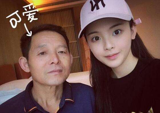 杨超越妈妈后悔了是真的吗?揭秘杨超越的母亲做了什么事愧对她?