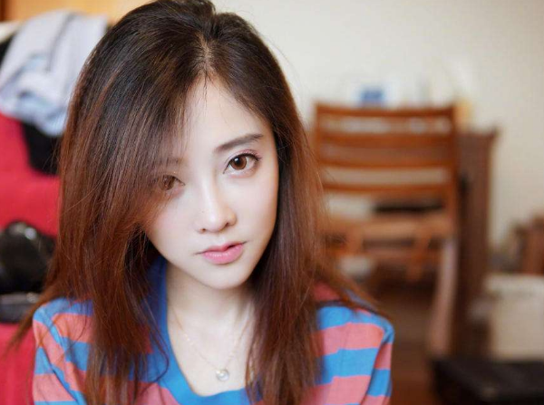 冯提莫演唱会入座率堪忧?2019冯提莫演唱会没人去是真的吗?