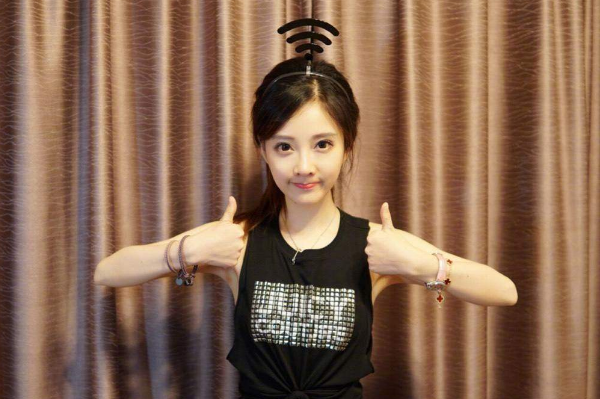 冯提莫演唱会入座率堪忧?2019冯提莫演唱会没人去是真的吗?