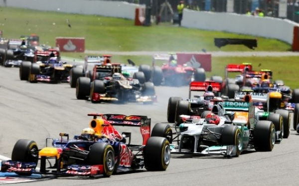 F1赛车多少钱一辆和F2赛车区别在哪?F1赛车极限速度最快有多少?