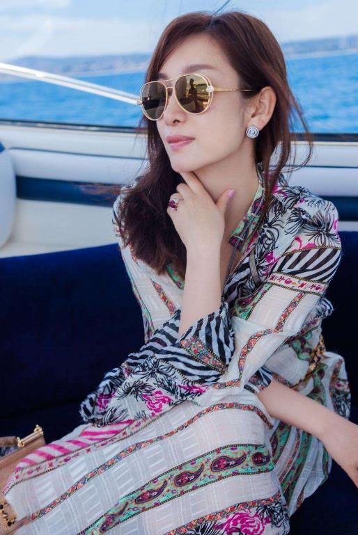 最有女人味的打扮你知道是什么样吗?大多数女人们都努力错方向了