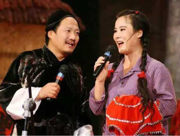 谢广坤的扮演者是谁 真名叫什么?他现实中媳妇是谁?这是什么梗