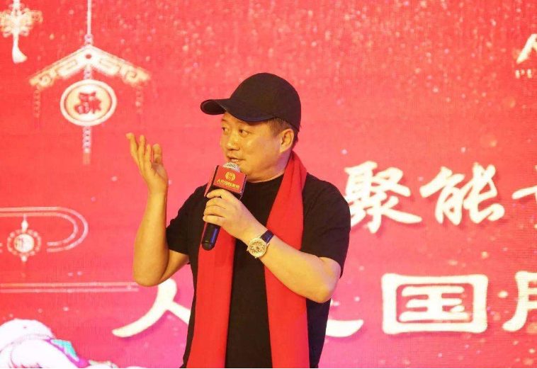 谢广坤的扮演者是谁 真名叫什么?他现实中媳妇是谁?这是什么梗