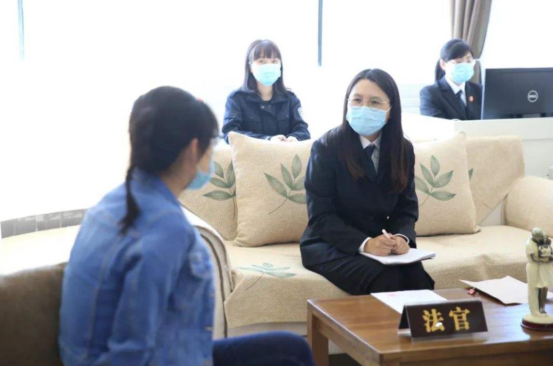 离婚后女方户口怎么办可以迁回娘家吗?不迁走对男方有什么影响?