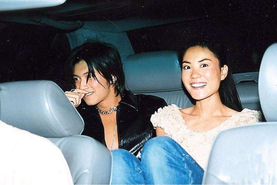 王菲谢霆锋结婚了吗?在美国产子是真的吗?两人感情历程详述