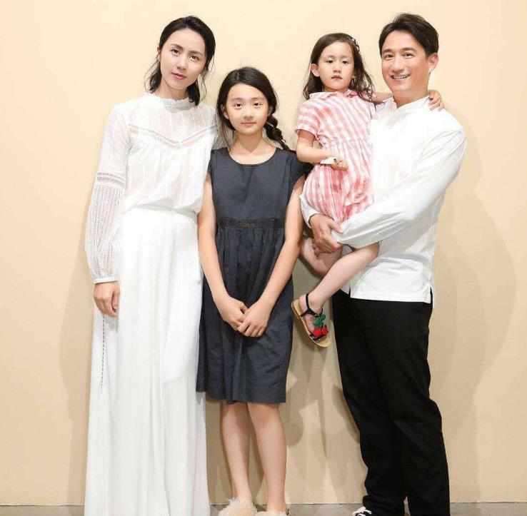 黄磊的老婆叫什么?是黄磊的学生吗?黄磊的老婆孙莉个人资料介绍