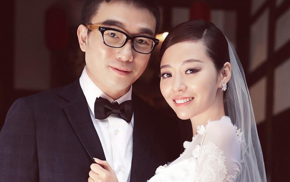 冯轲个人资料简介整理 到底什么来头 两张一冯现在关系