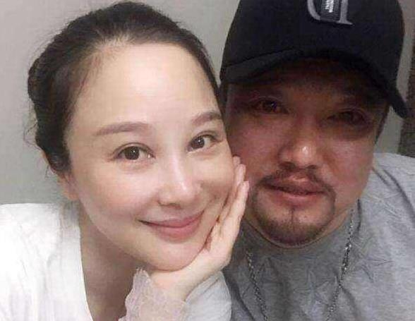 贾冰老婆照片首度曝光 个人简介资料起底 真正男才女貌