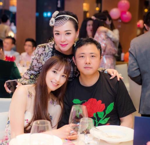 纪晓波是怎么发家的 后面的老板是谁 最新个人信息整理