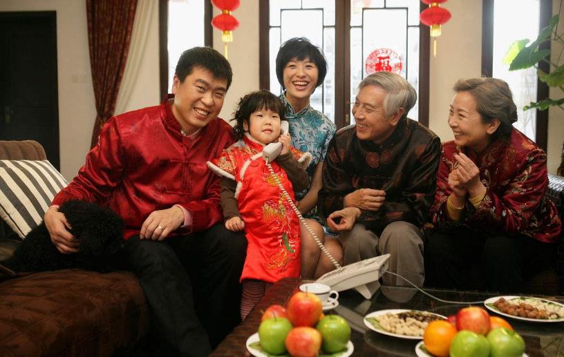 亲情的句子唯美简短家人版 名人名言 简短题记长文段落