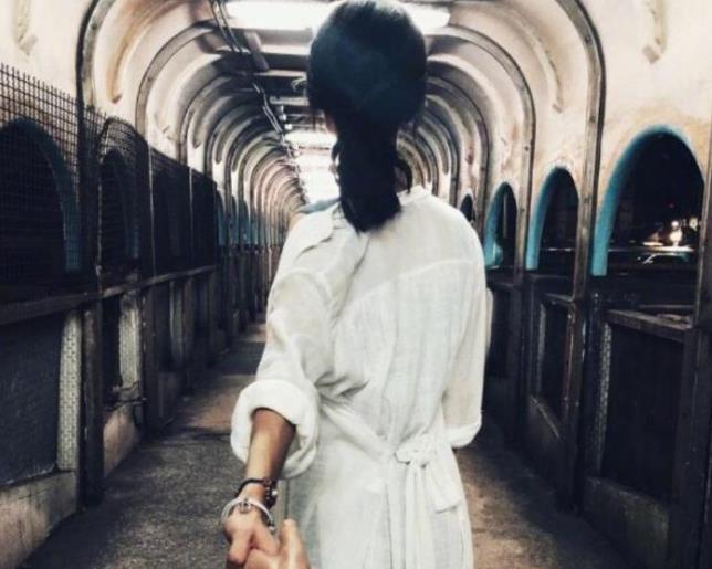 不可能复合的表现女人篇 中一条就别再傻傻的强求了