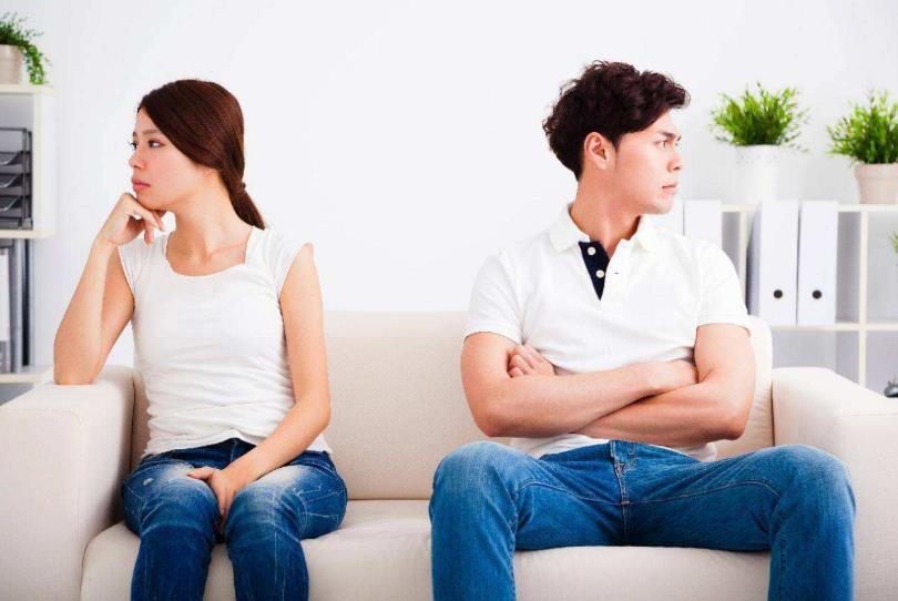 夫妻吵架冷战怎么办?教你三招台阶学一秒破冰缓解
