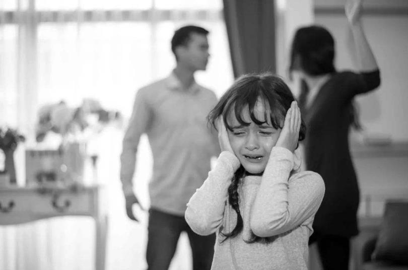 夫妻吵架冷战怎么办?教你三招台阶学一秒破冰缓解