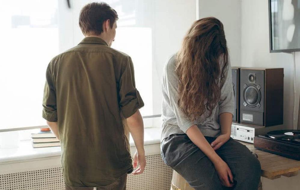 女人出轨婚姻能继续吗?客观分析不同婚姻里的可挽回度