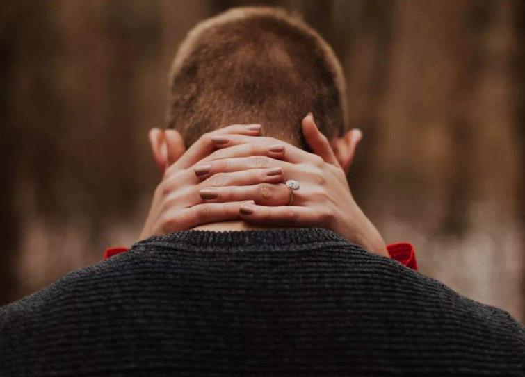 男人出轨女人聪明做法到底是什么 教你1招轻松扭转劣局